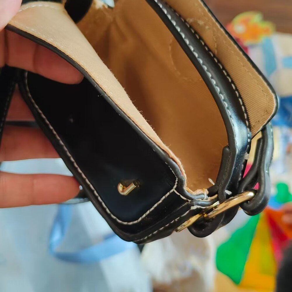 JACQUEMUS Retro Black Mini Crossbody Bag - Picture 3 of 3